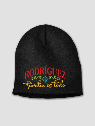 Familia es Todo : Embroidered Beanies