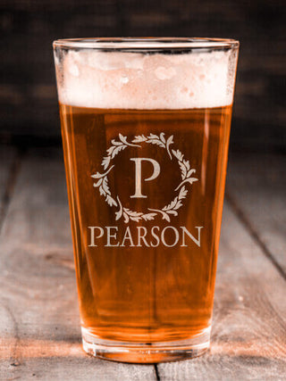 Wreath Monogram : Pint Glasses - Engraved