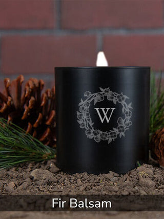Cotton Wreath Monogram : 11oz. Engraved Scented Candles